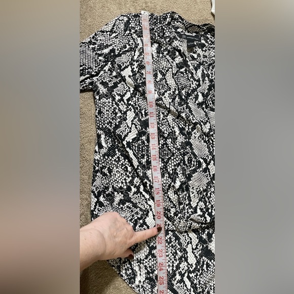 INC Blouse Size 2 (Medium) - Picture 6 of 7